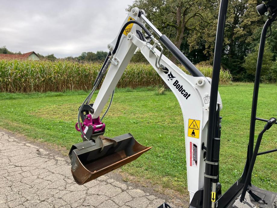 Bobcat E17, 1T7, 2022 – Mini Pelle en État Impeccable - Cie meurthe mosellane matma