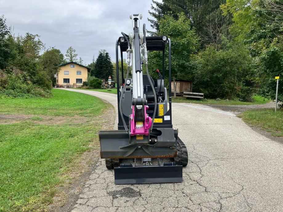 Bobcat E17, 1T7, 2022 – Mini Pelle en État Impeccable - Cie meurthe mosellane matma