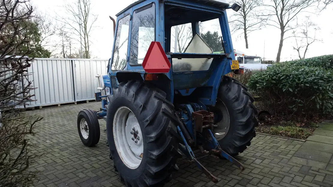 Ford 4600 - Tracteur Agricole Fiable et Performant - Cie meurthe mosellane matma