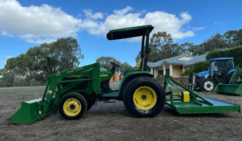 John Deere 4400 – Puissance et Durabilité pour Vos Grands Projets 🚜 - Cie meurthe mosellane matma