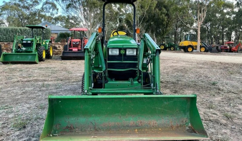 John Deere 4400 – Puissance et Durabilité pour Vos Grands Projets 🚜 - Cie meurthe mosellane matma