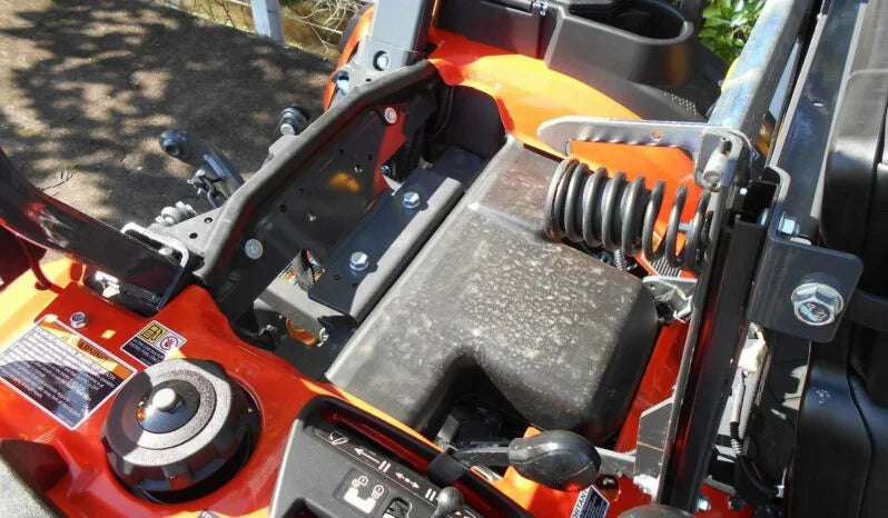 Kubota BX2380 - Compacité et Efficacité pour vos Travaux - Cie meurthe mosellane matma