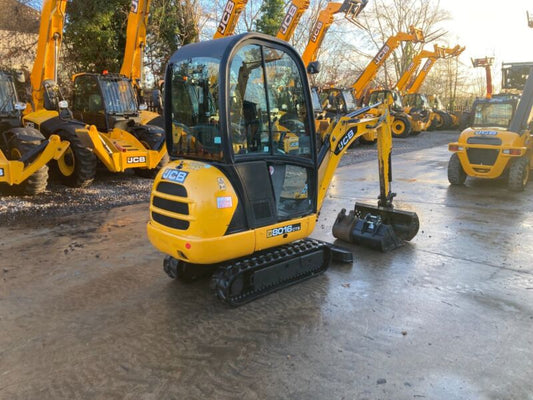 Mini-Pelle JCB 8016 CTS (2015) - Cie meurthe mosellane matma