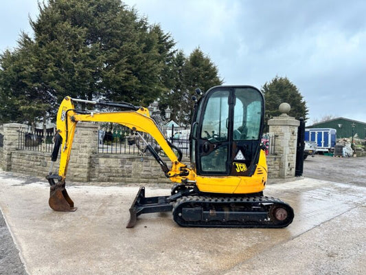 Mini-Pelle JCB 8030ZTS (2012) - Cie meurthe mosellane matma