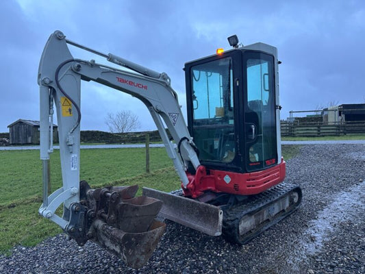 Mini-Pelle Takeuchi TB23R (2017) - Cie meurthe mosellane matma