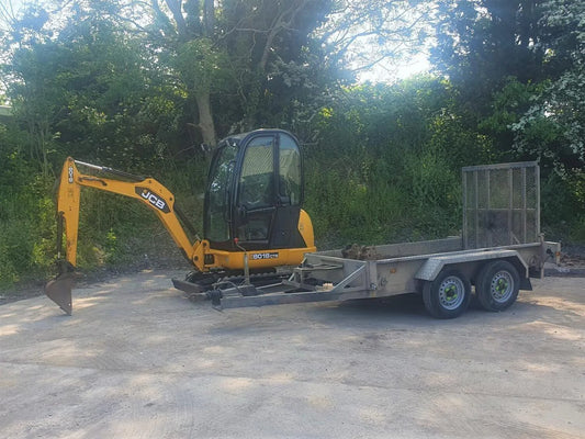 Mini pelle JCB 8018 / 1,8 TONNES / + Remorque Williams - Cie meurthe mosellane matma