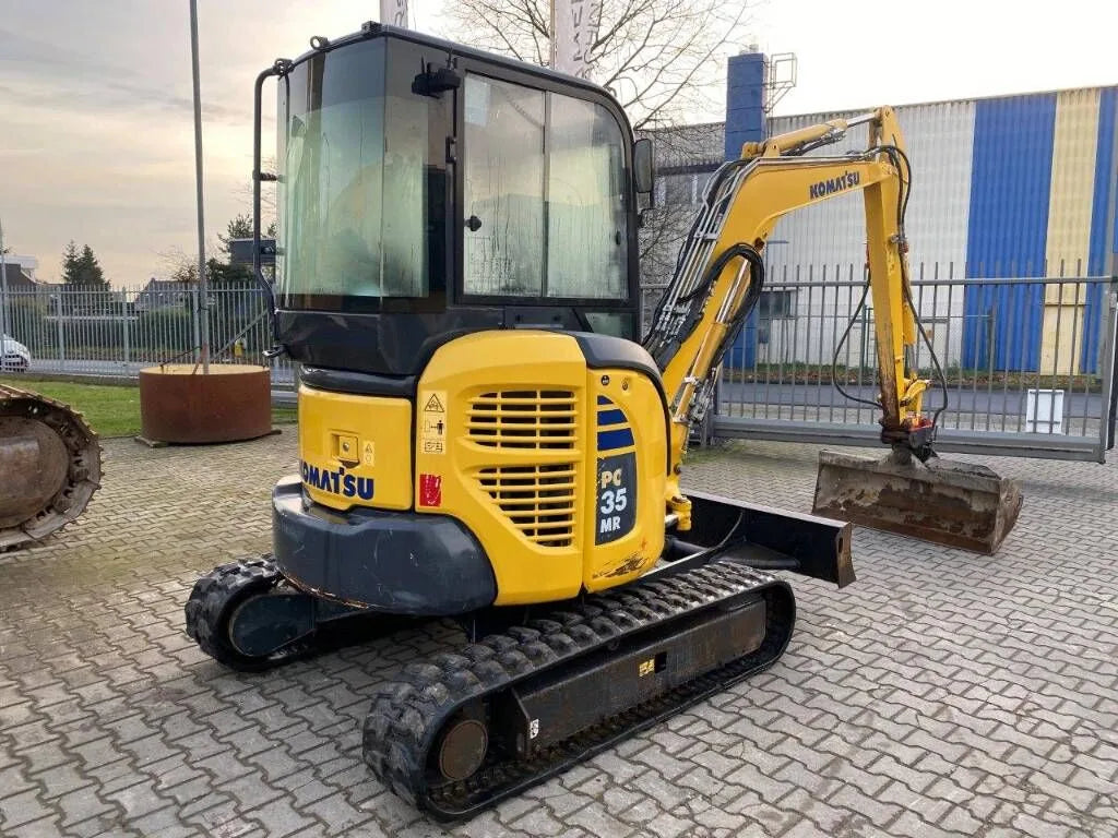 Mini-pelle Komatsu PC35MR-3 - Cie meurthe mosellane matma