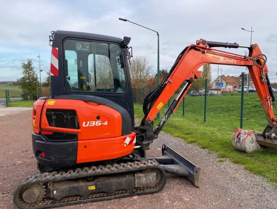 Mini-pelle Kubota U 36-4 - Cie meurthe mosellane matma