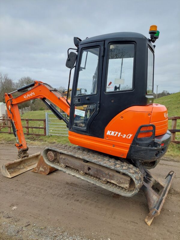 Mini-pelle Kubota KX71-3, 2,5T, 2012 - Cie meurthe mosellane matma