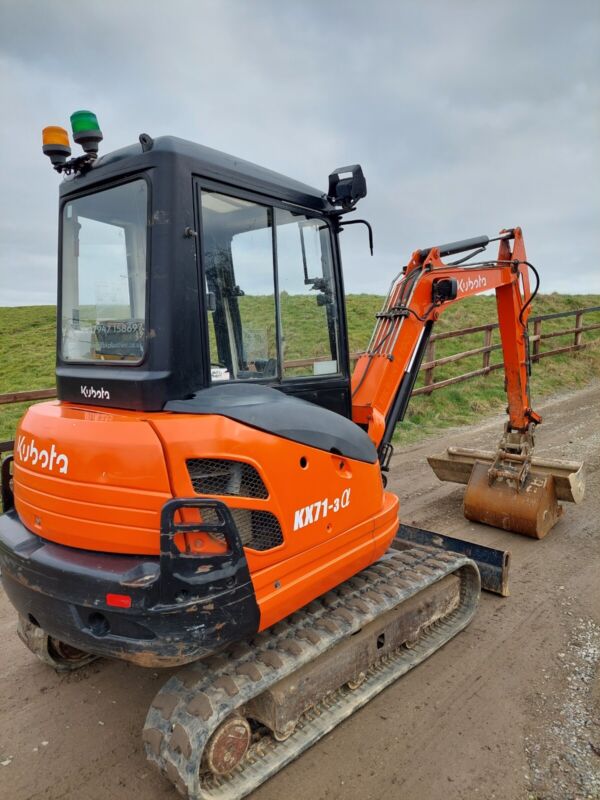 Mini-pelle Kubota KX71-3, 2,5T, 2012 - Cie meurthe mosellane matma