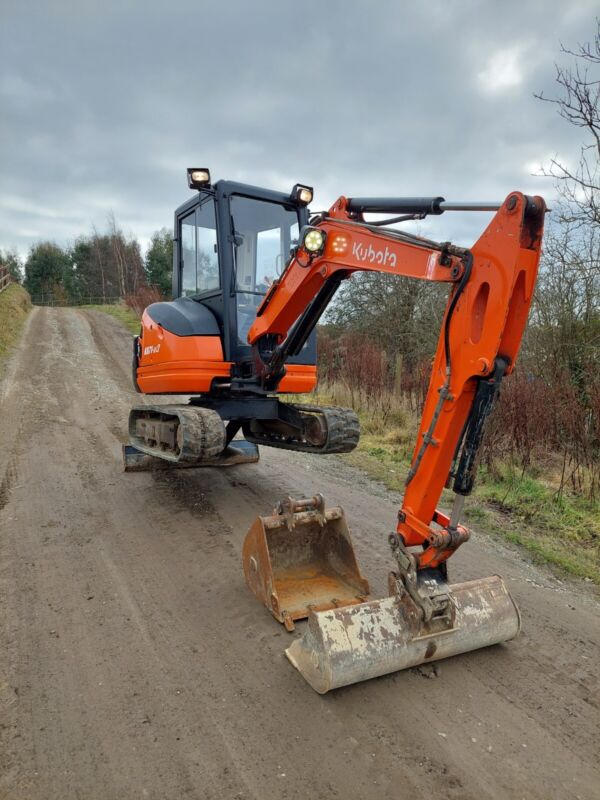 Mini-pelle Kubota KX71-3, 2,5T, 2012 - Cie meurthe mosellane matma