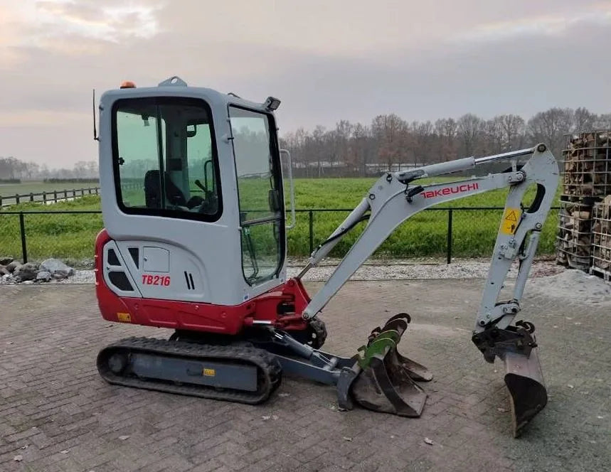 Mini Pelle Takeuchi TB216 2018 - Cie meurthe mosellane matma