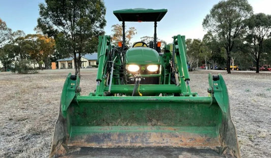 Tracteur John Deere 4320 - Cie meurthe mosellane matma