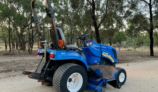 Tracteur New Holland Boomer 1025