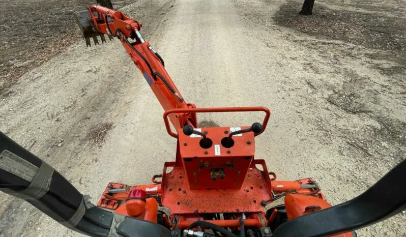 Tracteur Industriel-Tractopelle Kubota B21 - Cie meurthe mosellane matma