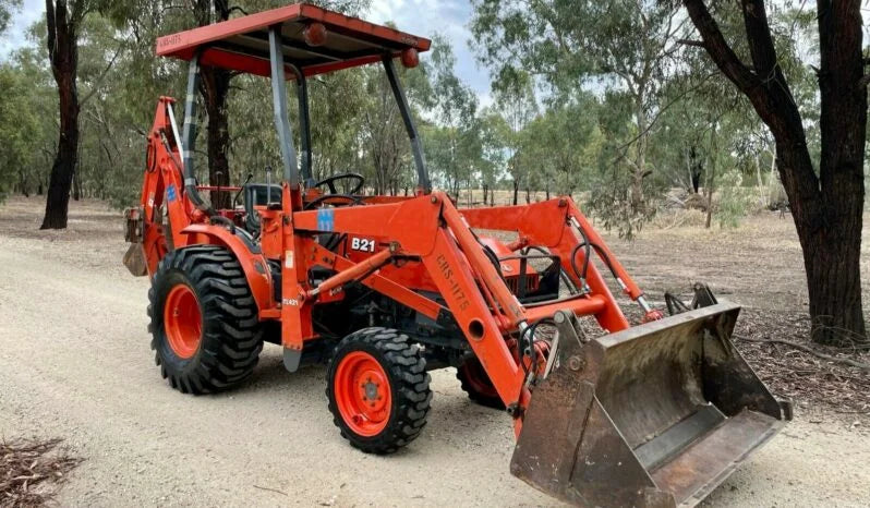 Tracteur Industriel-Tractopelle Kubota B21 - Cie meurthe mosellane matma